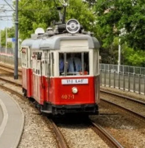 Warsaw RETRO TRAM TOUR Warsaw RETRO TRAM TOUR