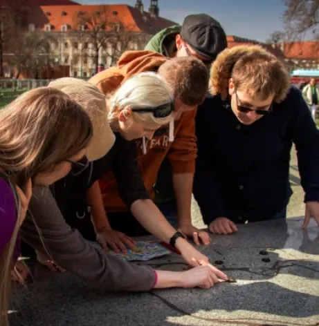 Wroclaw THE MYSTERIOUS LAMPLIGHTER CITY GAME